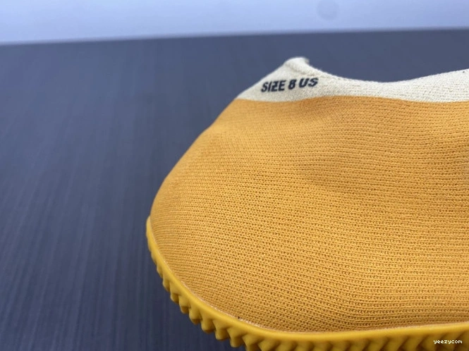 GW5353 Knit Sulfur Yeezy RNR Adidas 0817